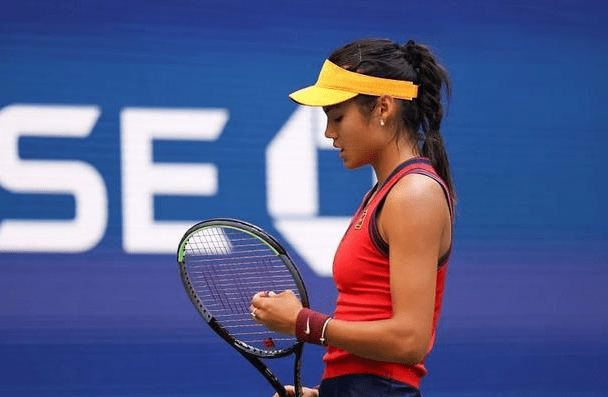 三双亚历山 三双亚历山