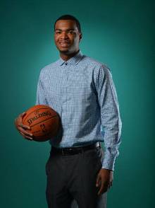 也再次凸显 也再次凸显